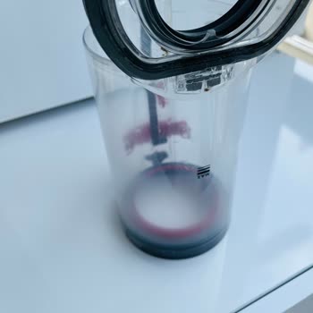 Dyson V15 Toz Haznesi