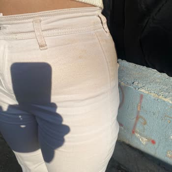 Bershka Çift Taraflı Yelek