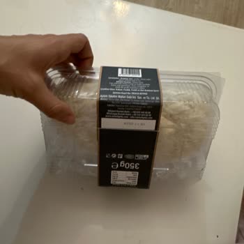 Aytürk Gıda Yerel Bakkalda Satılan Pişmaniye Ürününde Böcek Sorunu