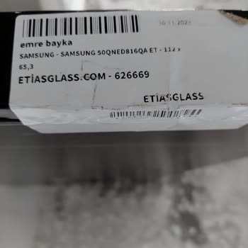 Etiasglass Uyumsuz Ekran Ve Yanlış İsimle Ürün Gönderildi