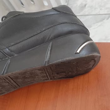 Ayakkabı Dünyası Balıkesir Sattığı Ürüne Sahip Çıkmıyor.