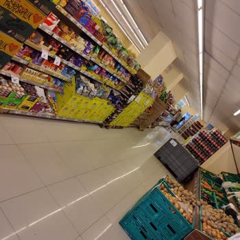 Şok Market Tüm Mağazayı Dolaşmak Zorunda Bırakıyor