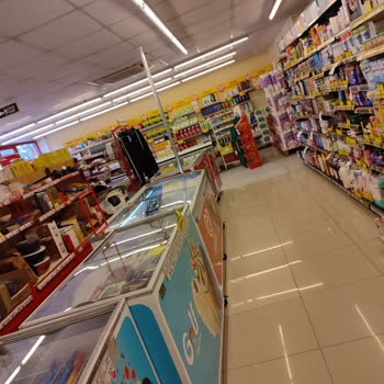 Şok Market Tüm Mağazayı Dolaşmak Zorunda Bırakıyor