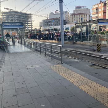İBB - İstanbul Büyükşehir Belediyesi T1 Tramvay Sorunu