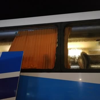 Kamil Koç Kırık Camlı Otobüsle Yolculuk