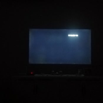 Onvo Ov65500 Ekrandan Işık Parlaması Ve Bulutlanma
