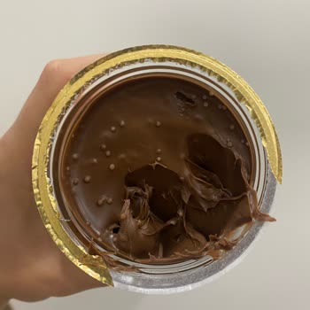 Nutella'da Kabarcık Var