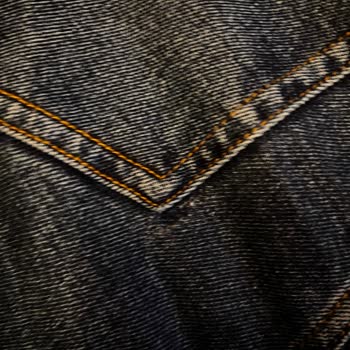 Zara 3-4 Giyimde Yırtılan Kot Pantolon