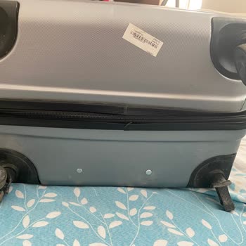 THY Valiz Ve Elbiselerin Hasar Görmesi