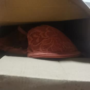 Loya Mağazaları Para İadesi Yapmayıp Ürünü Korumasız Bir Şekilde Paketleme