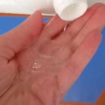 DP Şampuan İçeresinden Çıkan Silikon!