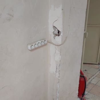 Hatice İsmail Hakkı Kayan Ortaokulu Okul Depreme Kesinlikle Uygum Değil