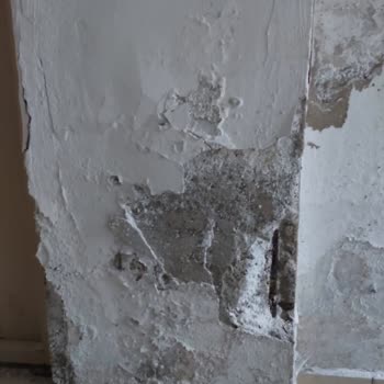 Hatice İsmail Hakkı Kayan Ortaokulu Okul Depreme Kesinlikle Uygum Değil