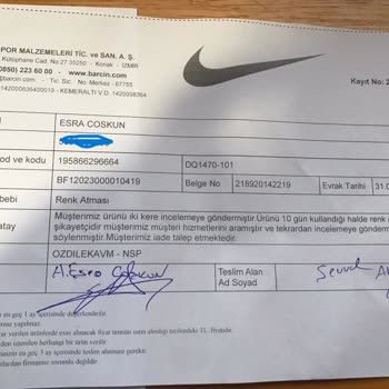 Nike Spor Ayakkabı Renk Atması