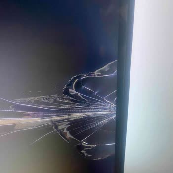 N11 Kırık TV Ve İlgisiz Satıcı Sorunu