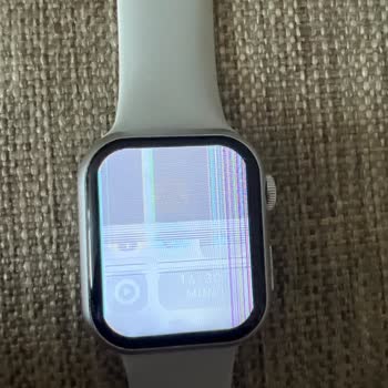 Tekno Abdullah'tan Aldığım Saat Ekranı 2 Ayda Bozuldu