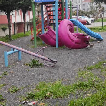 Serdivan Belediyesi İlgisiz Ve Alakasız