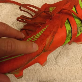 Adidas Krampon Hayal Kırıklığı