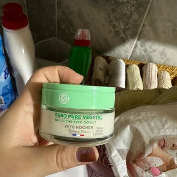 Yves Rocher Göz Altlarım Şişti Açık Yardım
