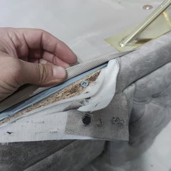 Dinler Mobilya Defolu Ürün Satan Mağaza