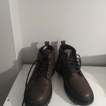 Hotiç Ayakkabı Hotiç Bot Ayak Vurması