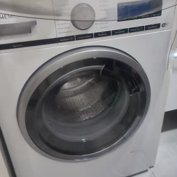 Siemens Ev Aletleri Yeni Çamaşır Makinesinde Üst Üste Hasar Sorunları