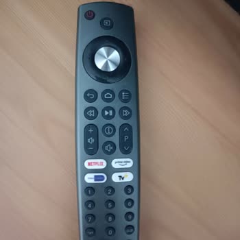 Arçelik Android TV Kumanda Üzerindeki Sesli Komut Eksikliği