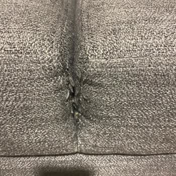 Ergül Mobilya Koltuk Takımı Yırtıldı Ve Tüylendi