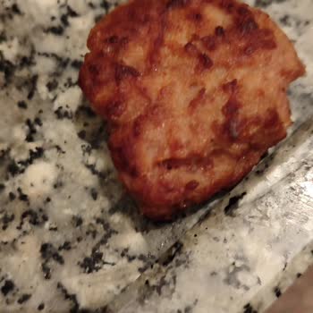 BİM Marketten Alınan Köftenin Kalitesizliği Üzerine Şikayet