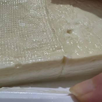 Ekici Peynir Ürünün Son Kullanma Tarihine Çok Varken Ürünün Bozuk Çıkması