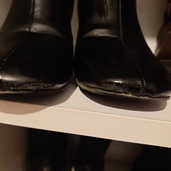 Marjin Ayakkabı 1 Ay Olmadan Derisi Soyuldu