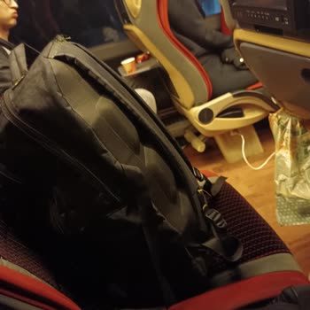 İzmir Turizm Otobüs Firmasındaki Tüm Muavinlerden Şikayetçiyim