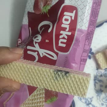 Torku Çilekli Gofret Siyahlıklar