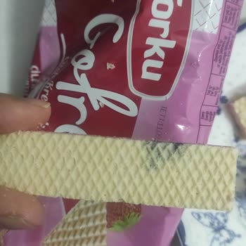 Torku Çilekli Gofret Siyahlıklar