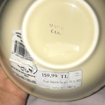 Madame Coco Porselen Tabağın Altındaki Yazı Siliniyor