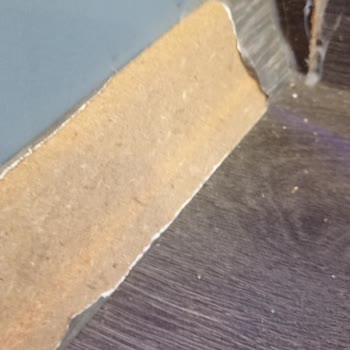 Balkanlar Parke Kalitesiz Süpürgelik