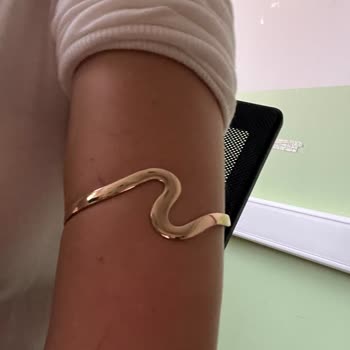 Stradivarius Hatalı Ürünün Arkasında Durmuyor