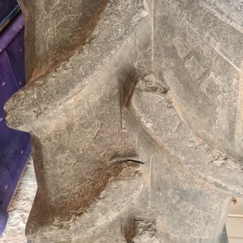 Başak Traktör 2020 Model Traktörün Lastiklerinde Meydana Gelen Aşınma Problemi