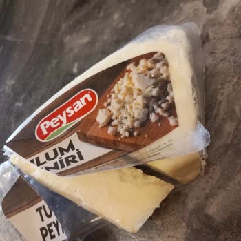 Peysan Tulum Peyniri İçinden Çıkan Kıl