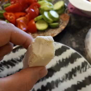 Peysan Tulum Peyniri İçinden Çıkan Kıl