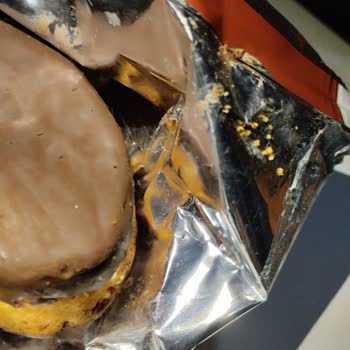 Eti Gıda Eti Pop Kekten Kurt Çıkması