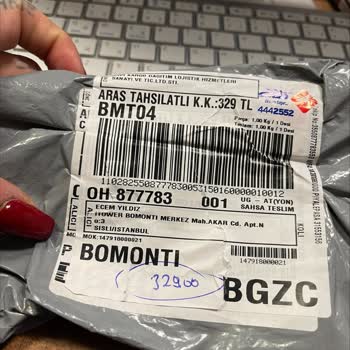 Mavi Kargo Lojistik Hizmetleri Yanlış Ve Alakasız İlaç Gönderimi