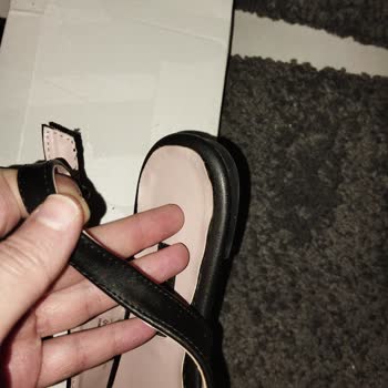 Nine West Ürün Hatası, Kalitesiz Ürün, Ulaşılamayan Müşteri Hizmetleri