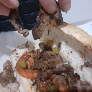 Köfteci Yusuf Et Döner Olmayan Et Döner