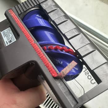 2 Aylık Dyson V15 Lazer Başlık Ve 1 Aylık Motorlu Mini Başlık Problemi