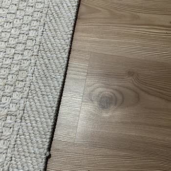 Violet Halı İlgisizlik Ve Siparişin Tamamlanmaması