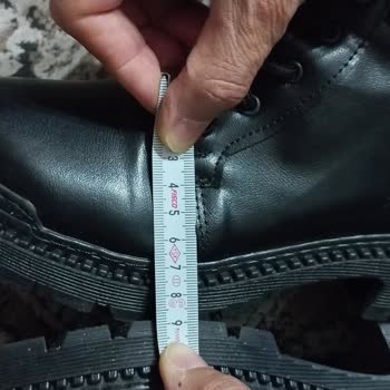 Hotiç Marka Botun Bir Teki Yamuk Dikim Yapış