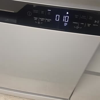 Arçelik Program Yarıda Kalıyor Kapak Açılıyor Bulaşıklar İslak Bir Şekilde