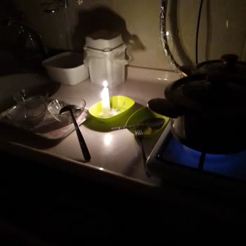 GDZ Elektrik Dağıtım Elektrik Kesintisi Devamlı Git Gel Oluyor, İzmir Çamdibi