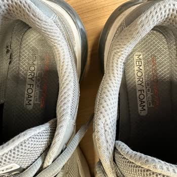 Skechers Üründe Meydana Gelen Yırtılma